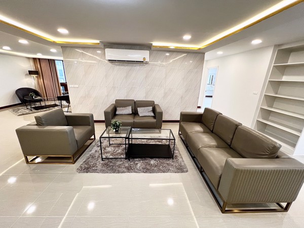 Picture of 3 bed Condo in President Park Sukhumvit 24 Khlongtan Sub District C020790