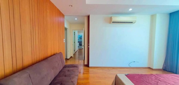 Picture of 3 bed Condo in Siri Residence Khlongtan Sub District C020816