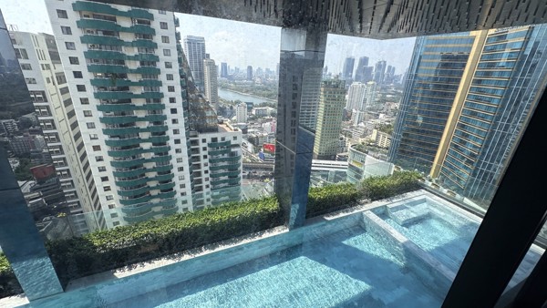 Picture of 2 bed Condo in Celes Asoke Khlong Toei Nuea Sub District C020886