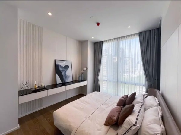 Picture of 1 bed Condo in MUNIQ Langsuan Pathum Wan District C020914