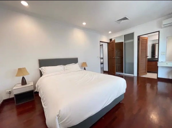 Picture of 3 bed Condo in PR Home II Khlong Tan Nuea Sub District C020924