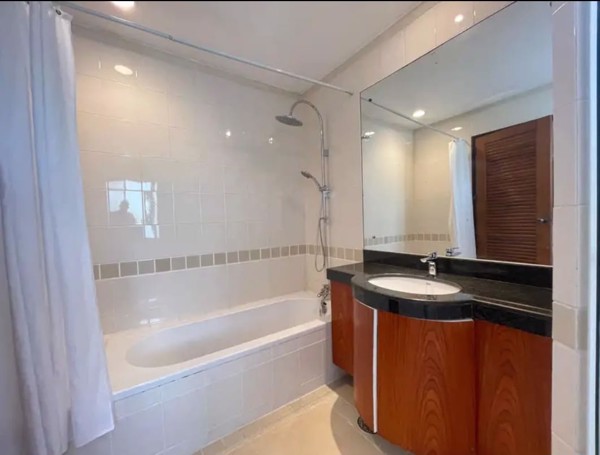 Picture of 3 bed Condo in PR Home II Khlong Tan Nuea Sub District C020924