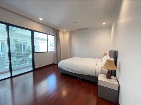 Picture of 3 bed Condo in PR Home II Khlong Tan Nuea Sub District C020924