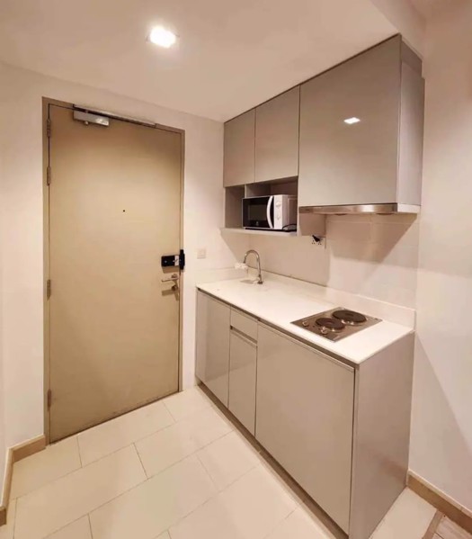 Picture of 2 bed Condo in Ideo Mobi Sathorn Banglamphulang Sub District C020930