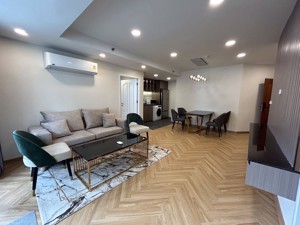 Picture of 2 bed Condo in Las Colinas Khlong Toei Nuea Sub District C020933