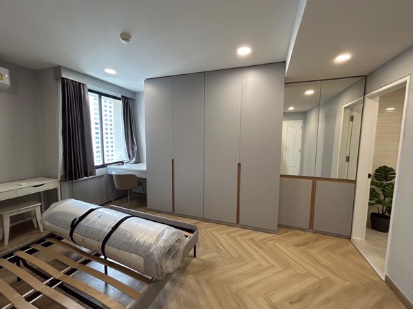 Picture of 2 bed Condo in Las Colinas Khlong Toei Nuea Sub District C020933