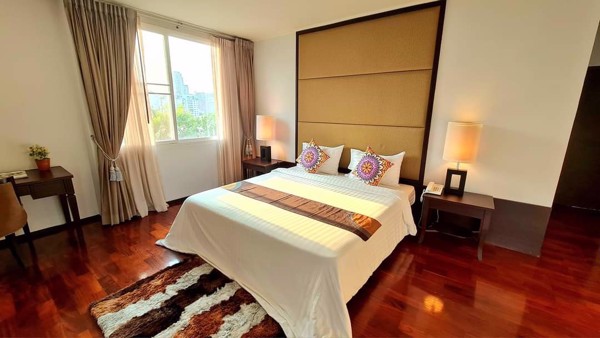 Picture of 2 bed Condo in Piyathip Place Khlong Tan Nuea Sub District C020945