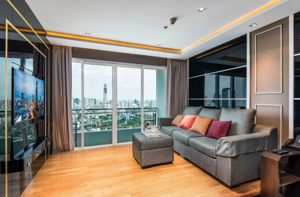 Picture of 2 bed Condo in Circle Condominium Makkasan Sub District C021057