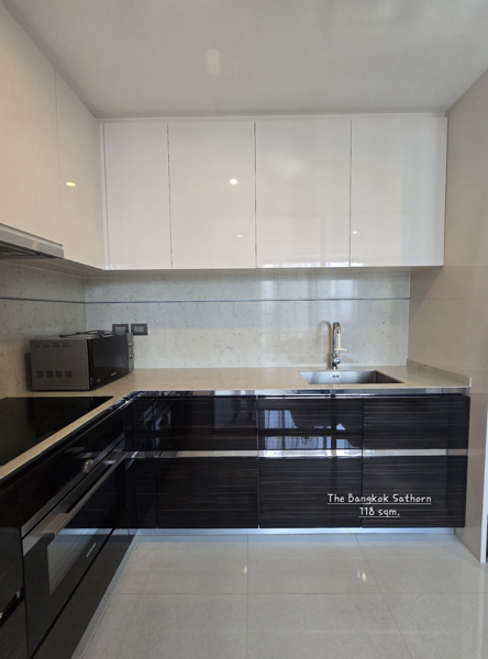 Picture of 2 bed Condo in The Bangkok Sathorn Yan Nawa Sub District C021060