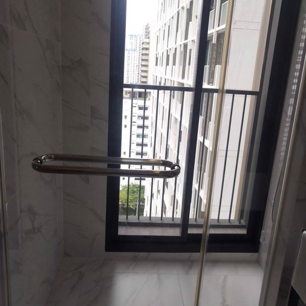 Picture of 1 bed Condo in Noble BE19 Khlong Toei Nuea Sub District C021066