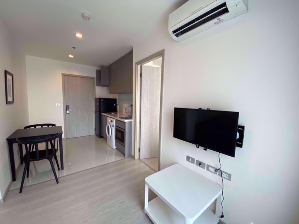 Picture of 1 bed Condo in Rhythm Sukhumvit 36-38 Phra Khanong Sub District C021083