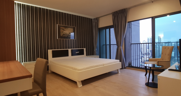 Picture of 3 bed Condo in Noble Remix Khlongtan Sub District C021085