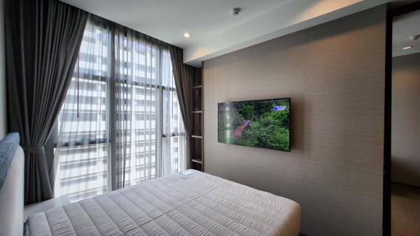 Picture of 1 bed Condo in The Diplomat Sathorn Silom Sub District C021094