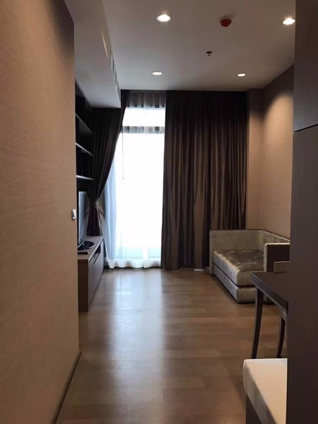 Picture of 1 bed Condo in The Diplomat Sathorn Silom Sub District C021094